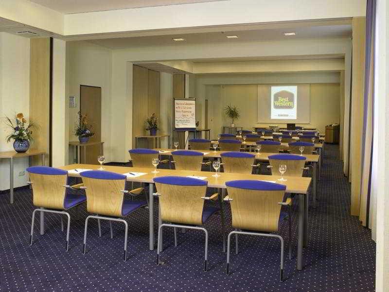 Tryp By Wyndham Luebeck Aquamarin Hotel Екстериор снимка