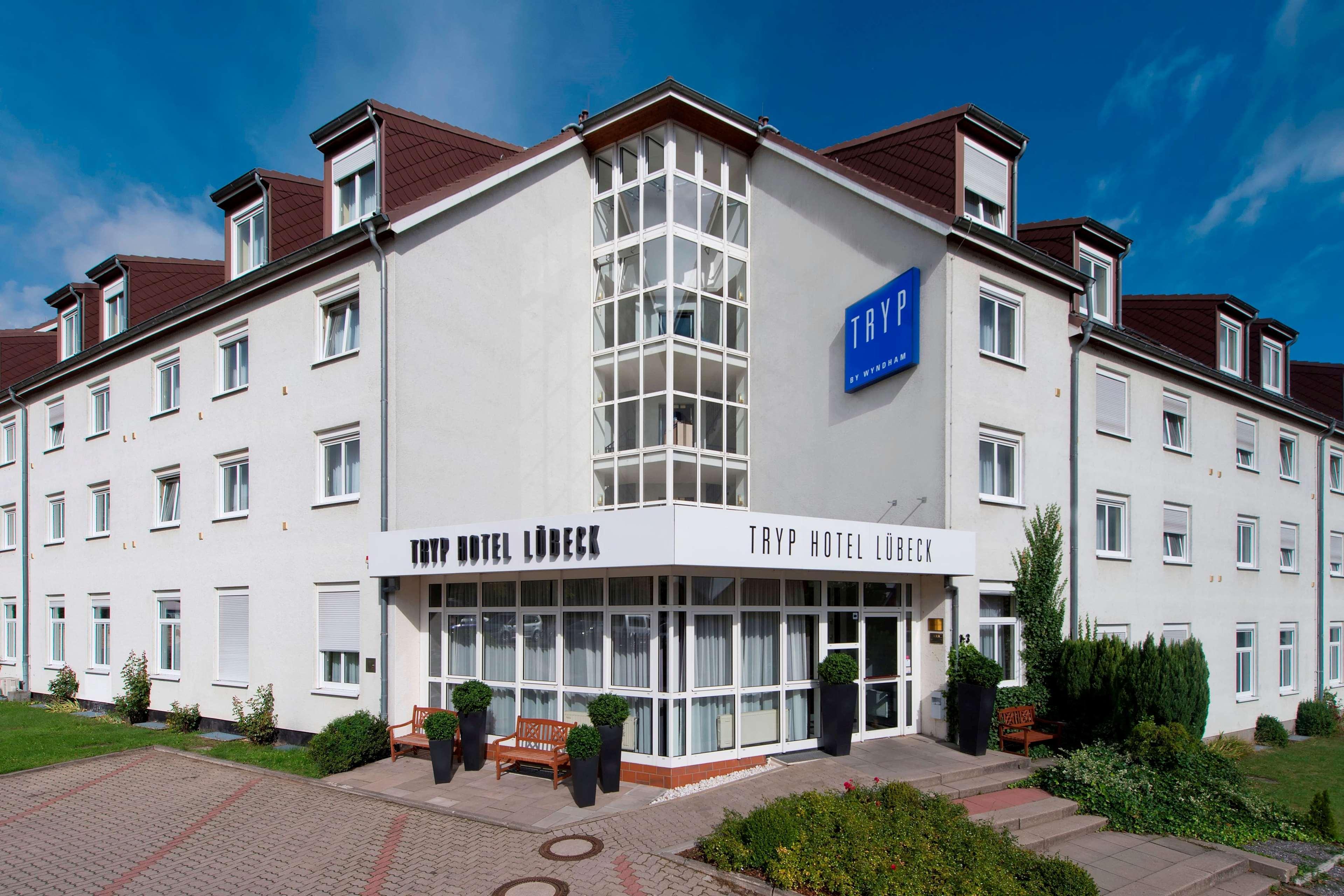 Tryp By Wyndham Luebeck Aquamarin Hotel Екстериор снимка