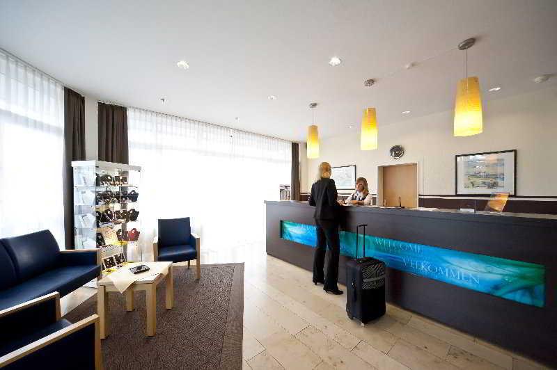 Tryp By Wyndham Luebeck Aquamarin Hotel Екстериор снимка